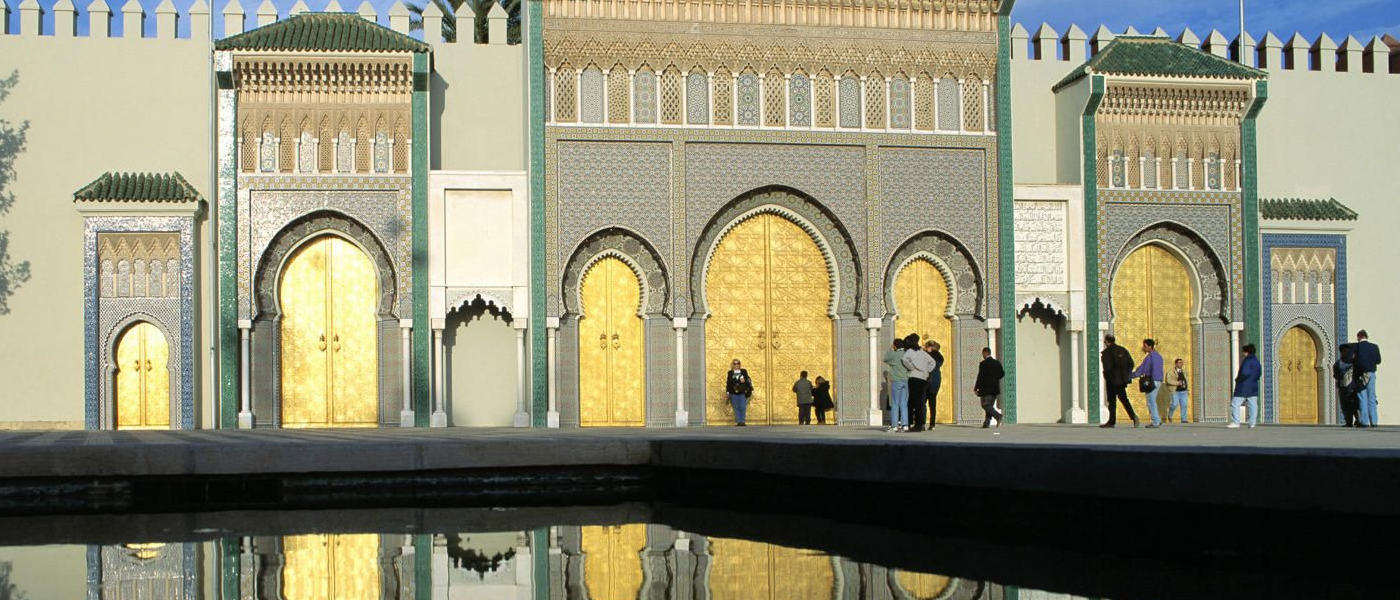 regular guaranteed sic coach tours with weekly departures for discovery of moroccog